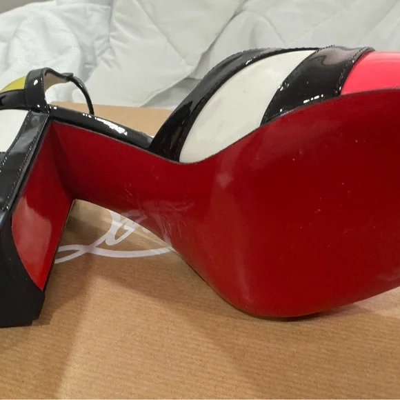 Colorful Women's Platform Heels - Picture 5 of 7